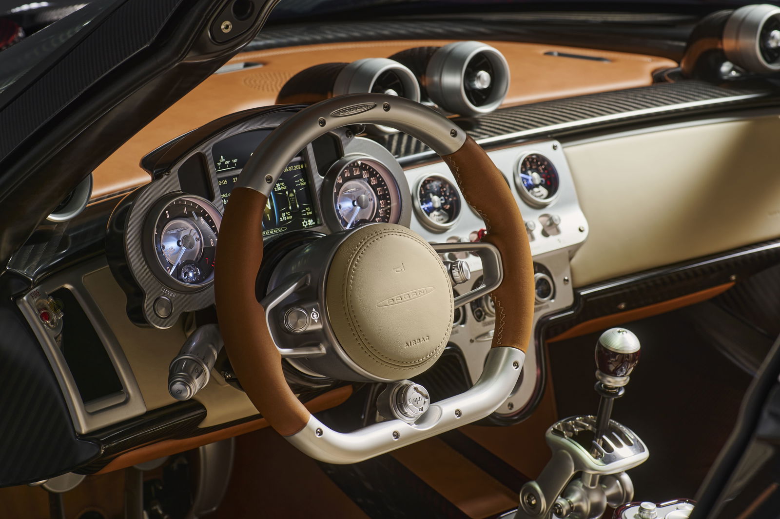 Pagani Utopia Roadster - interior